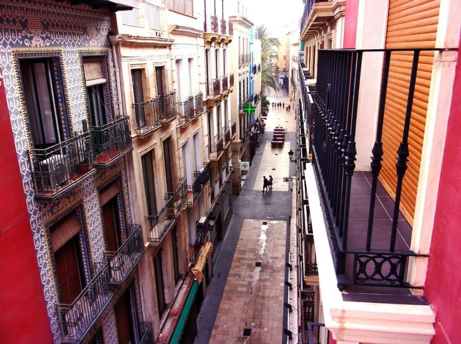 Beautiful Apartment In Calle Mayor Alicante Exterior photo